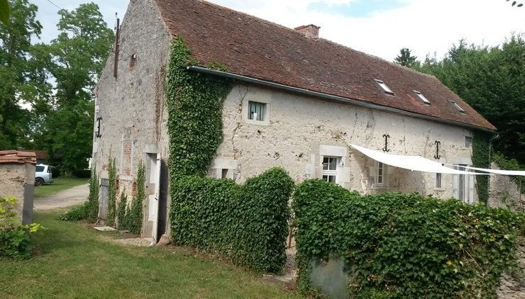 Gîte Le Château dans le Parc – Château des Edelins à Bayet